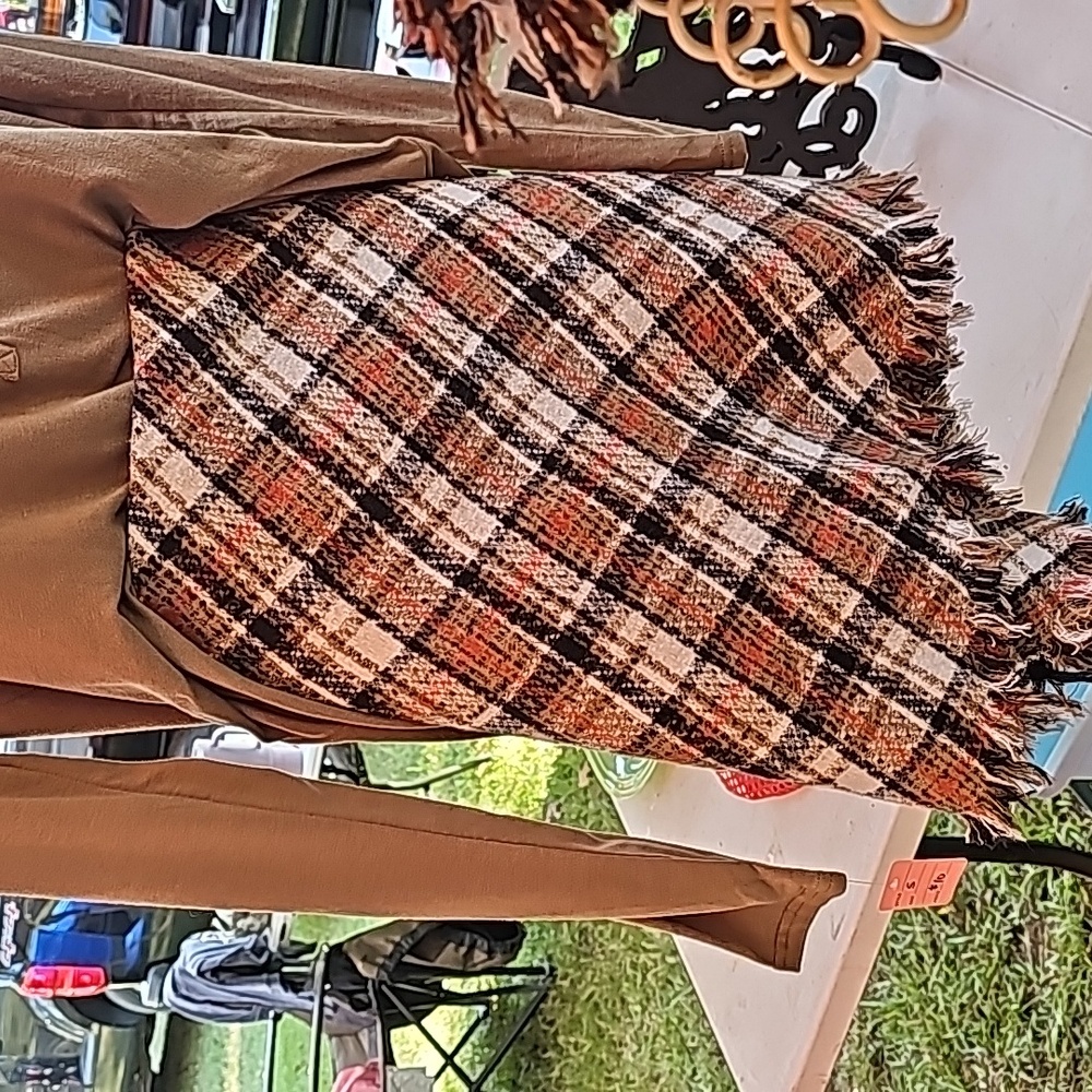 Plaid skirt